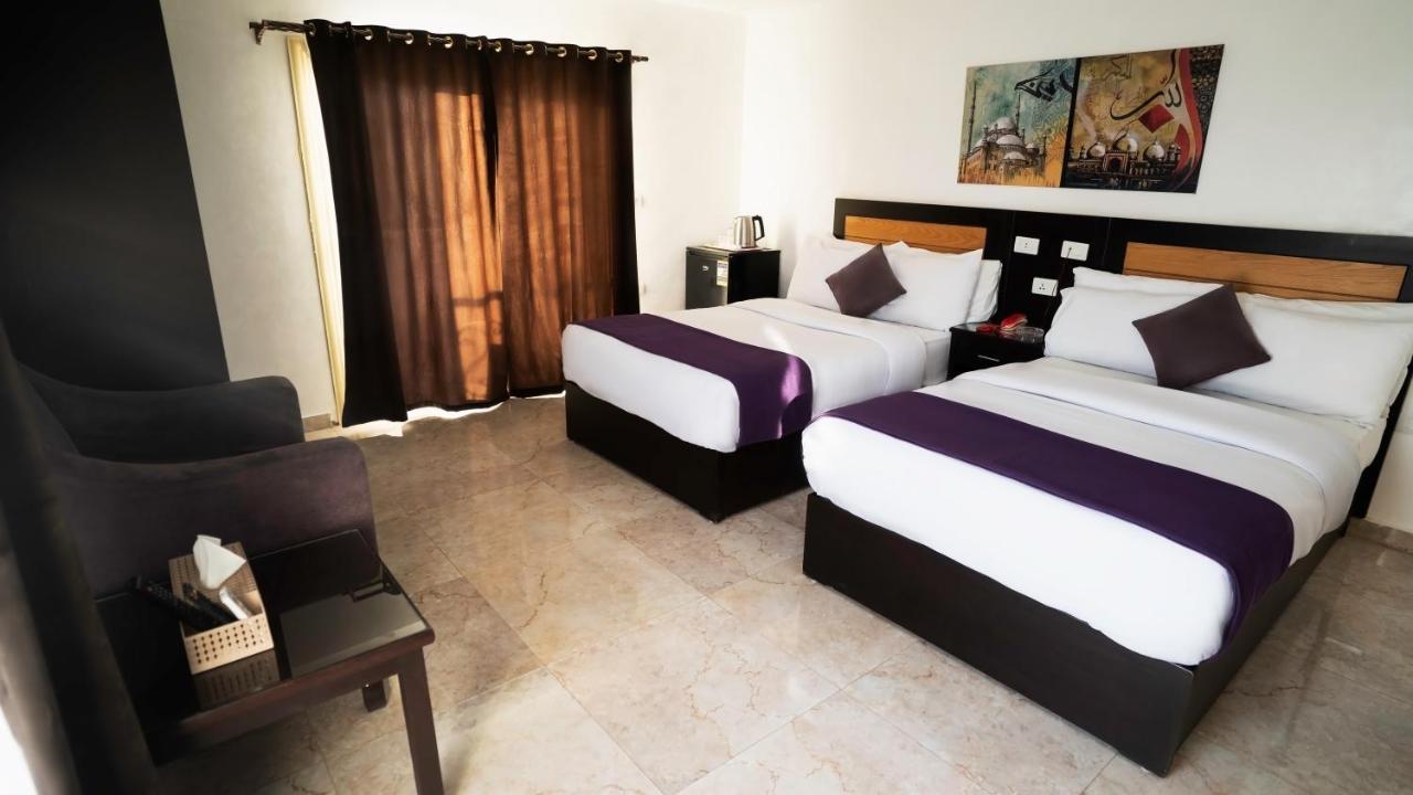 Galaxy Royal Suites Hotel Kairo Bagian luar foto