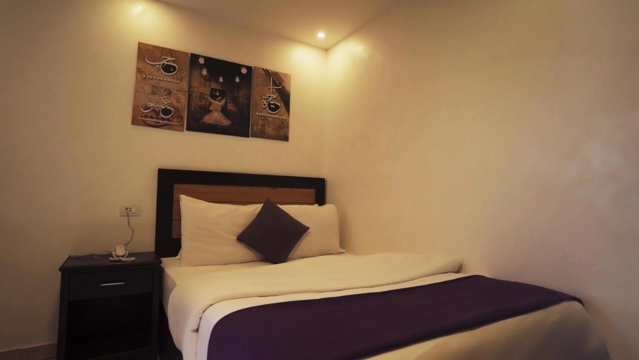 Galaxy Royal Suites Hotel Kairo Bagian luar foto