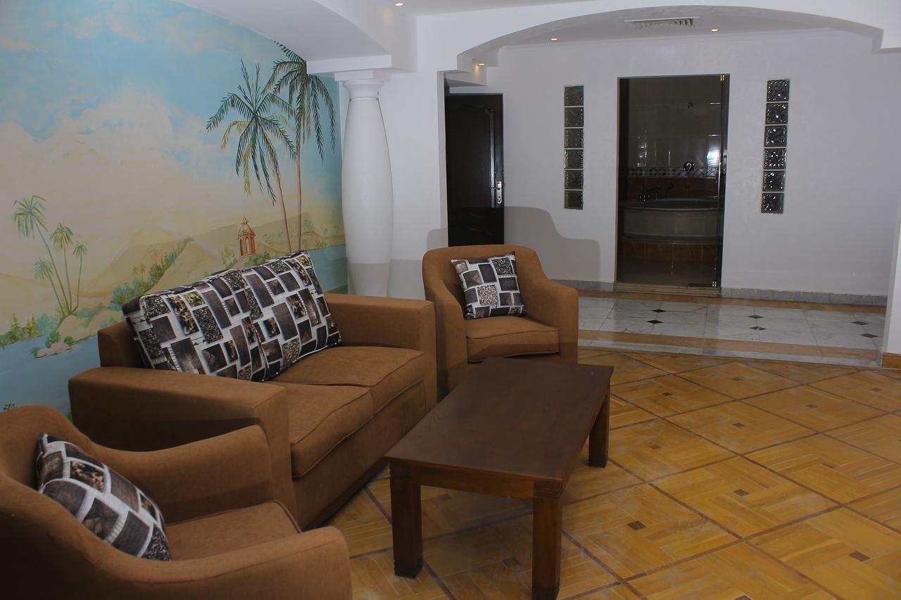 Galaxy Royal Suites Hotel Kairo Bagian luar foto